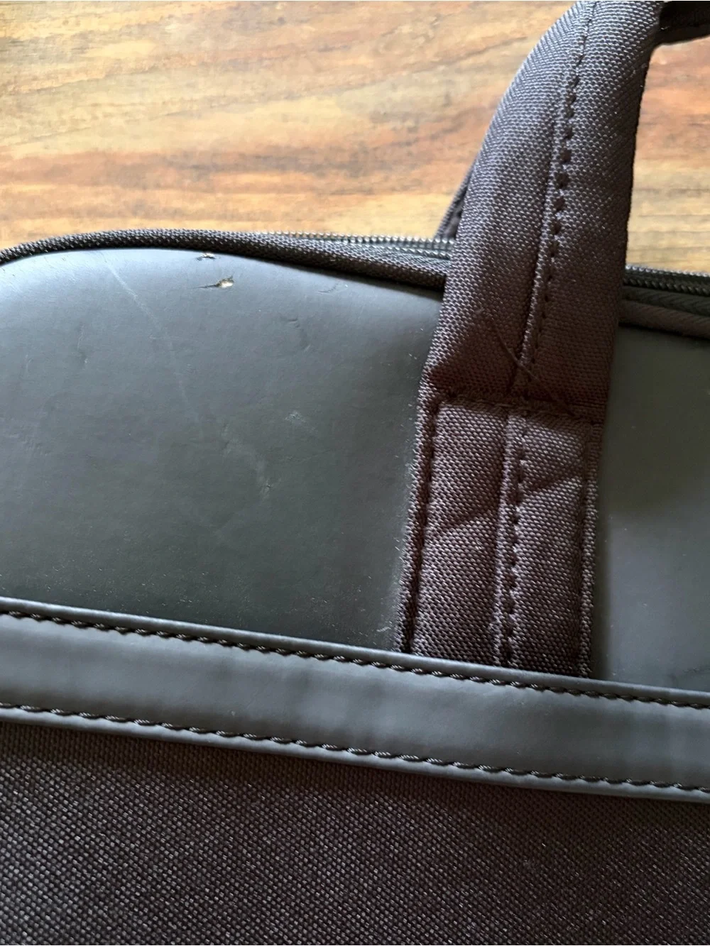HP Black Laptop Messenger Bag with Shoulder Strap
